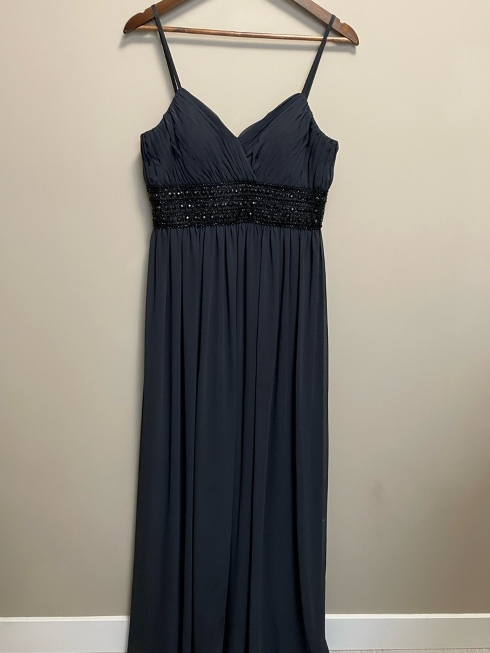 Decode 1.8 Beaded Empire Waist Grey Spaghetti Strap Formal Gown Size 10